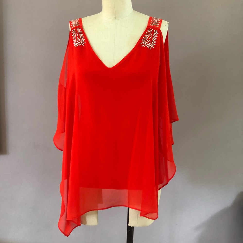Brand new Roman UK top
